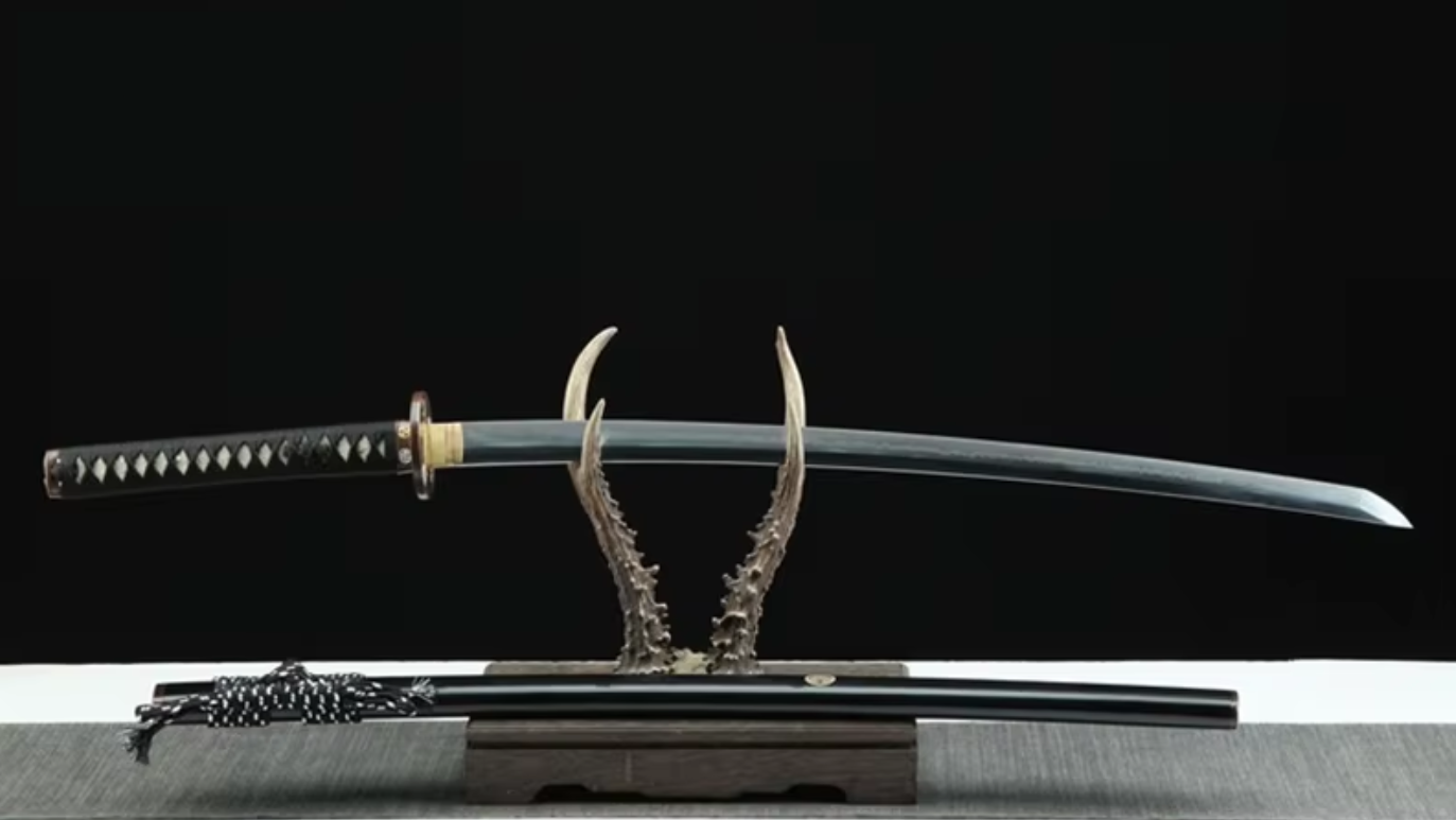 Katana SS428 – Lame polie à la main et tsuba plaquée or et argent