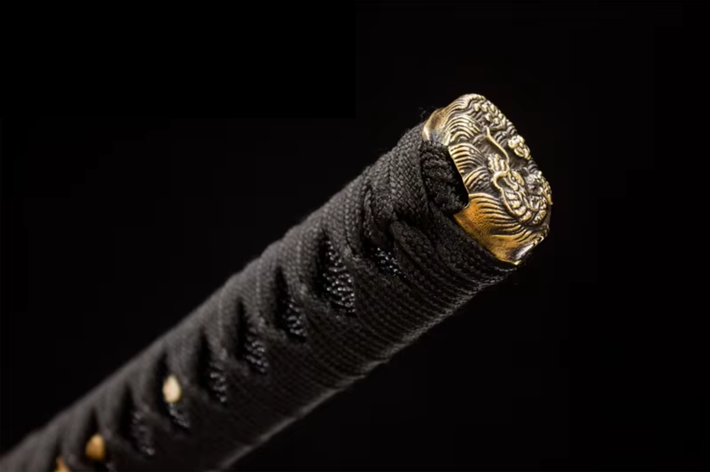 Katana 9505021 – Lame damassée, saya sculpté dragon et tsuba dorée
