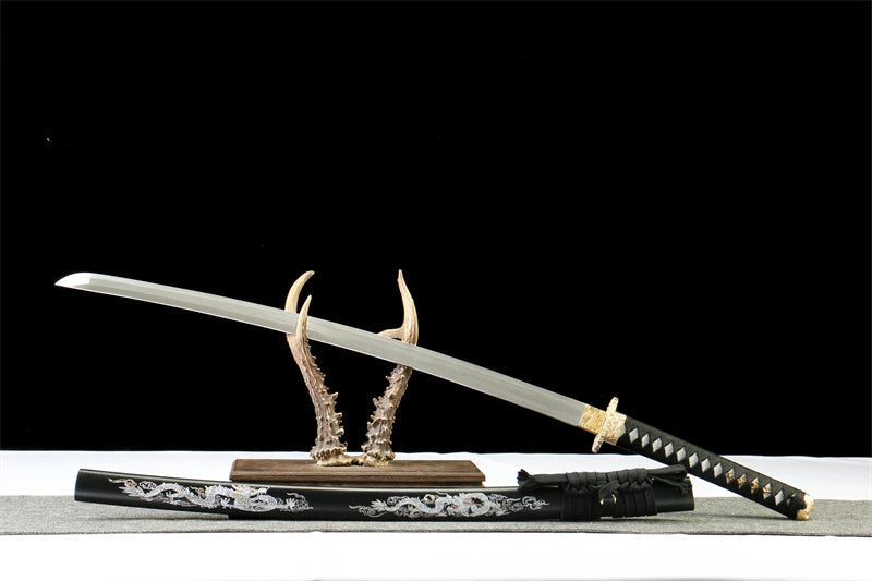 Katana Kaen — Hamon ornemental & forge artisanale