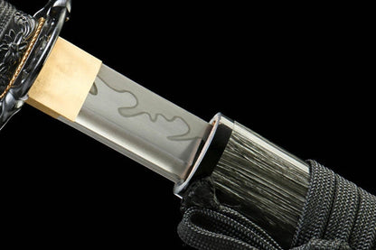 Katana Kaen — Hamon ornemental & forge artisanale