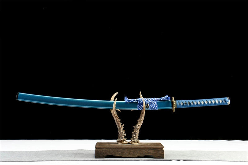 Katana Sora — Acier carbone forgé à la main — vue 3