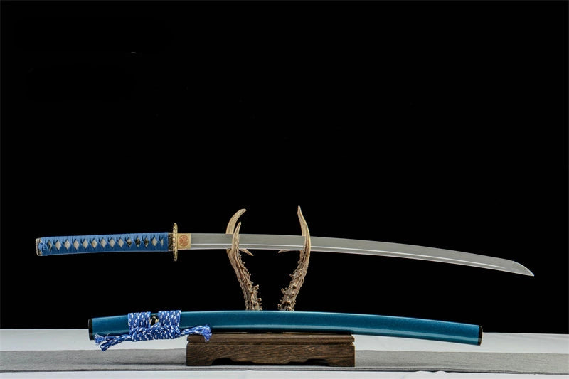 Katana Sora — Acier carbone forgé à la main — vue 4